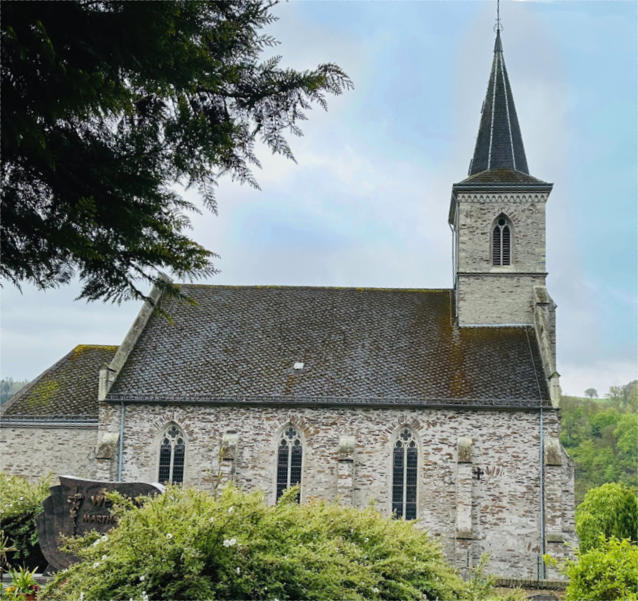 Kirche St. Katharina Isenburg